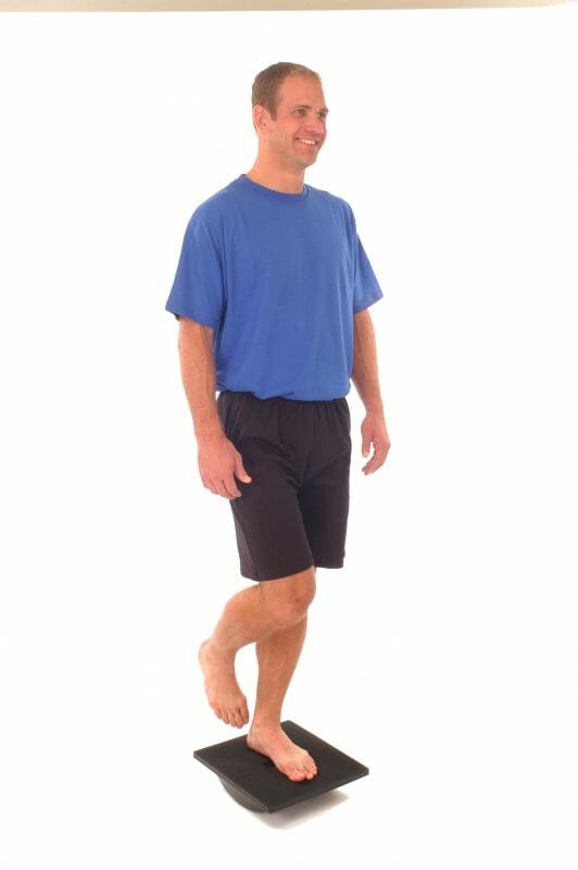 Balance board การบริหารหัวเข่า เอ็นไขว้หน้าฉีกขาด